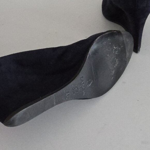 LANVIN | Navy suede wedge pumps with Black patent leather cap toes Sz 38 - Picture 6 of 6